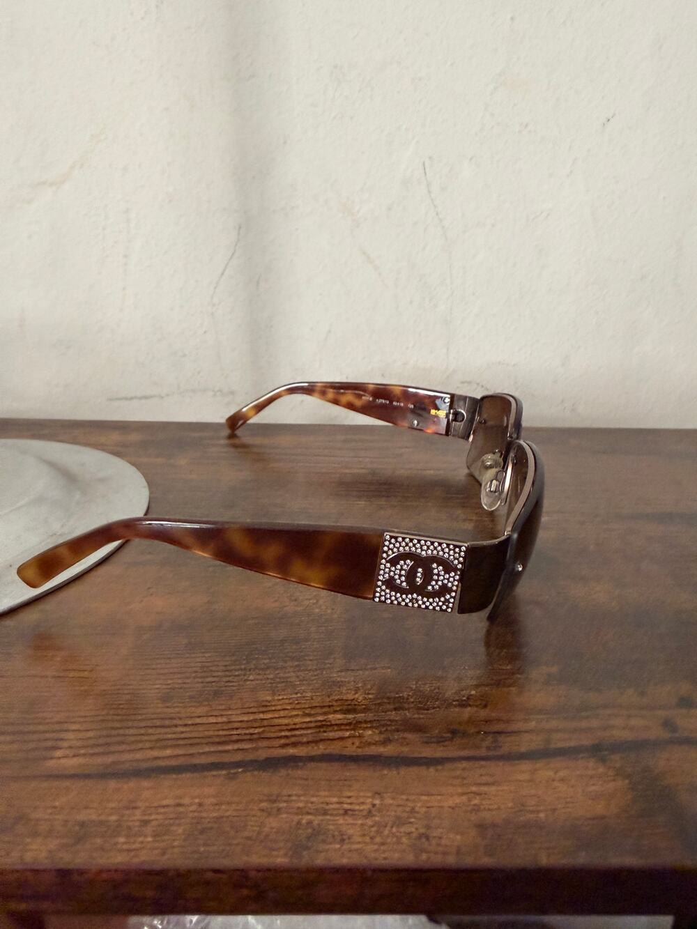 Chanel Vintage Y2K 4117-B Crystal CC Tortoise Rimless Sunglasses